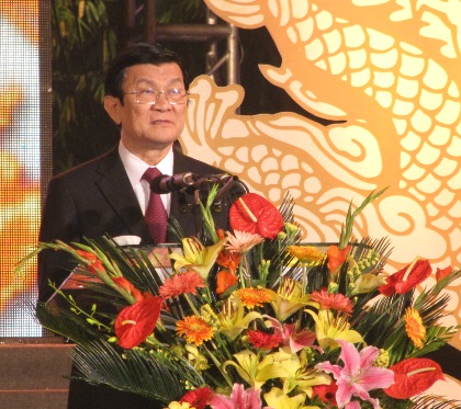 ລາຍການສິລະປະລະດູ ບານໃໝ່ຢູ່ບ້ານເກີດເມືອງນອນ